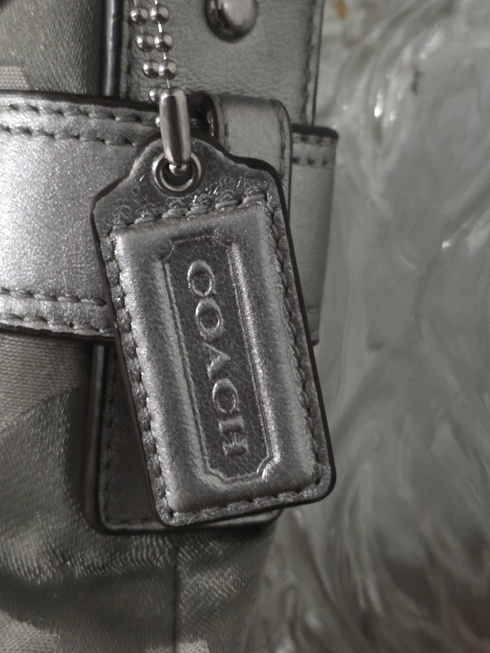 Coach Silver Signature Tote Bag with Chain Accent - Picture 3 of 14
